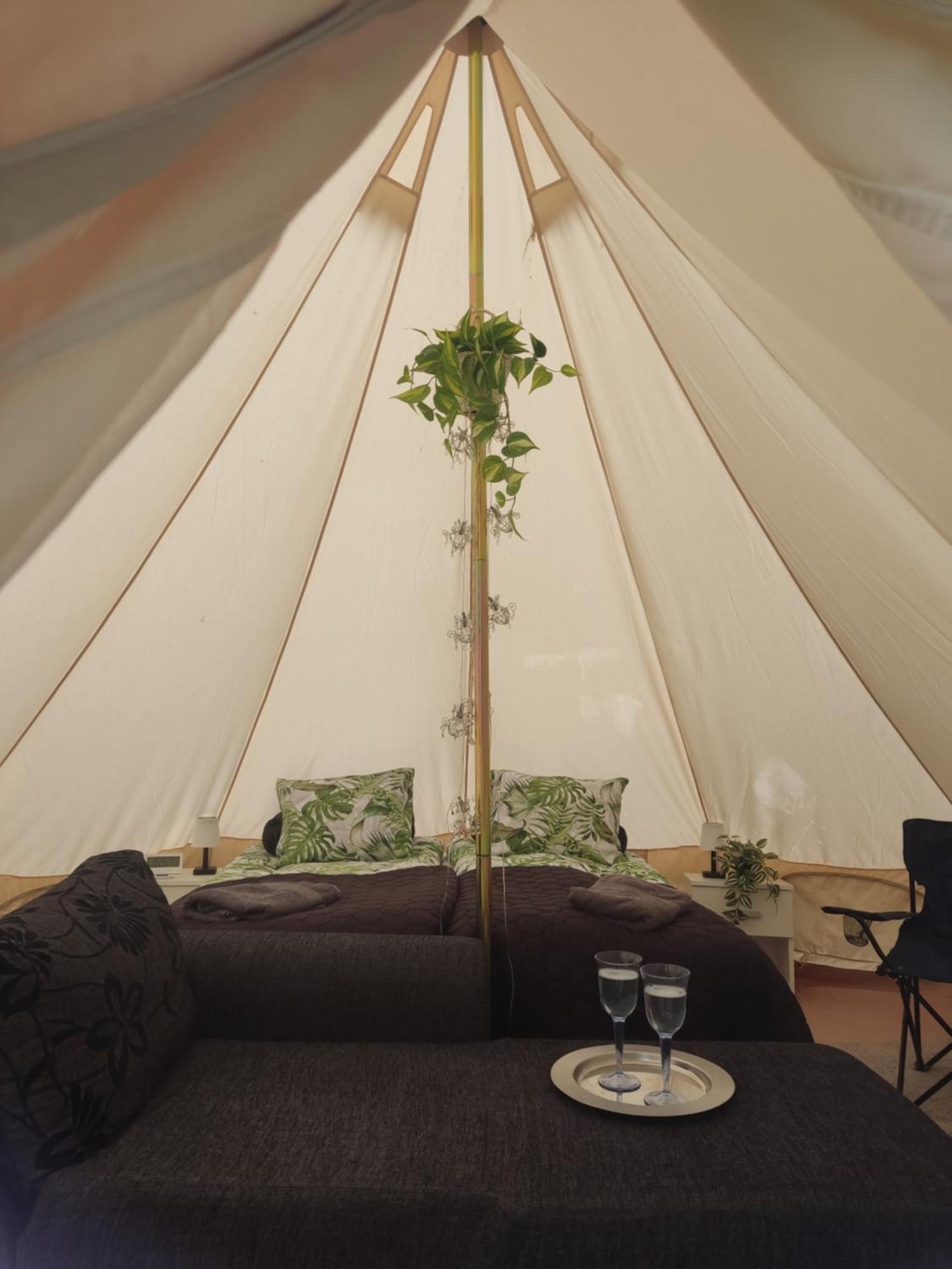 Koskentien Kotimajoitus & Luxury Glamping Lejlighed Jämsä Eksteriør billede